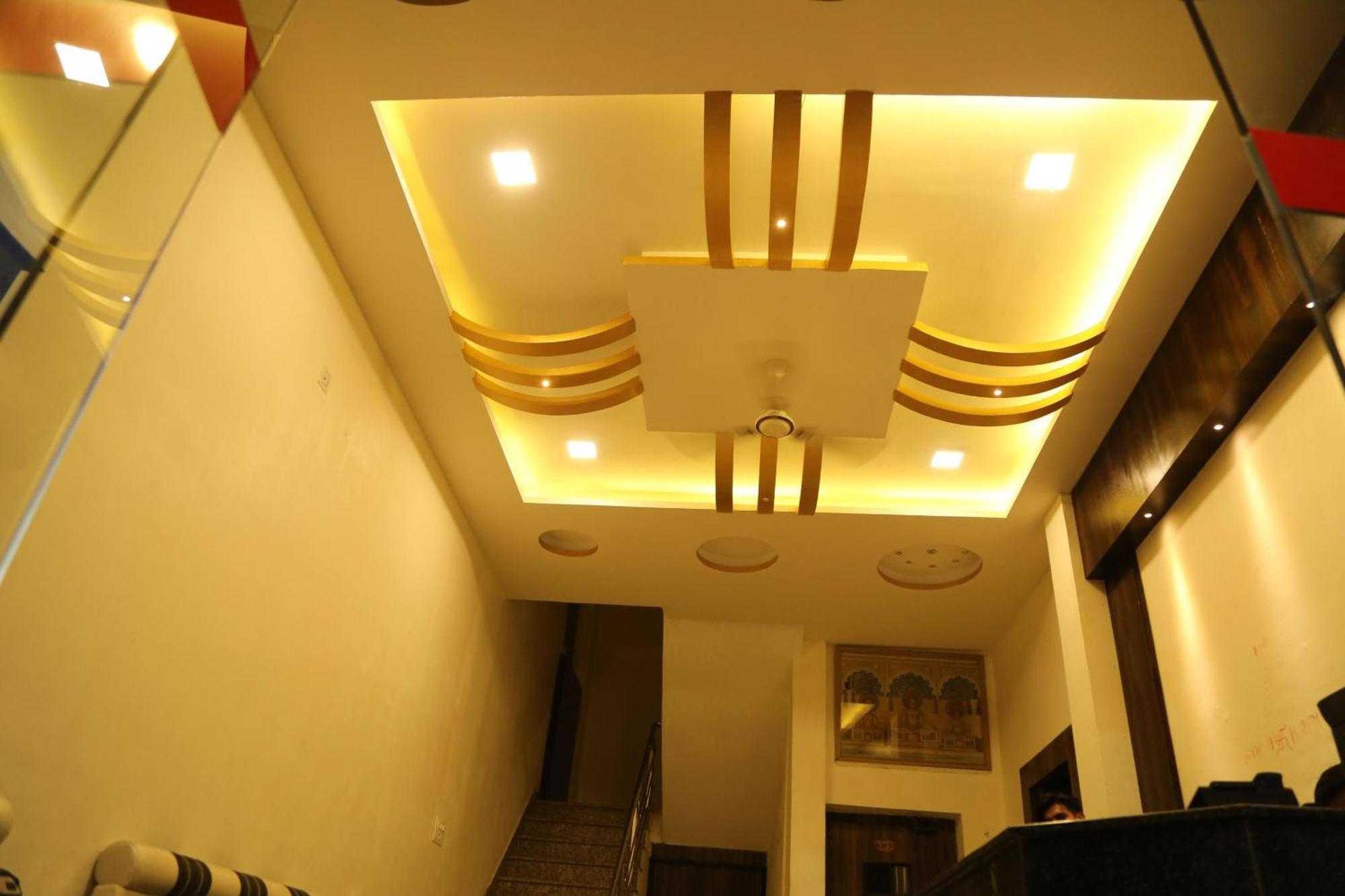 Hotel Krishna Palace أُودايبور المظهر الخارجي الصورة