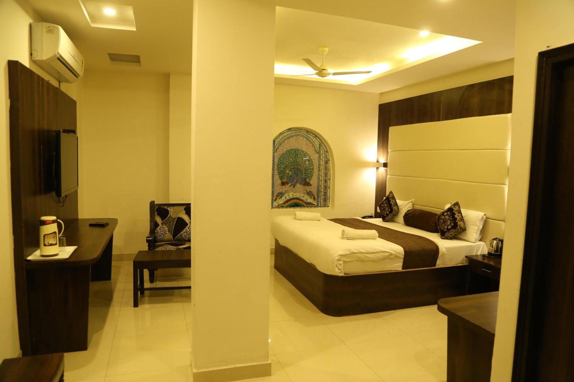 Hotel Krishna Palace أُودايبور المظهر الخارجي الصورة