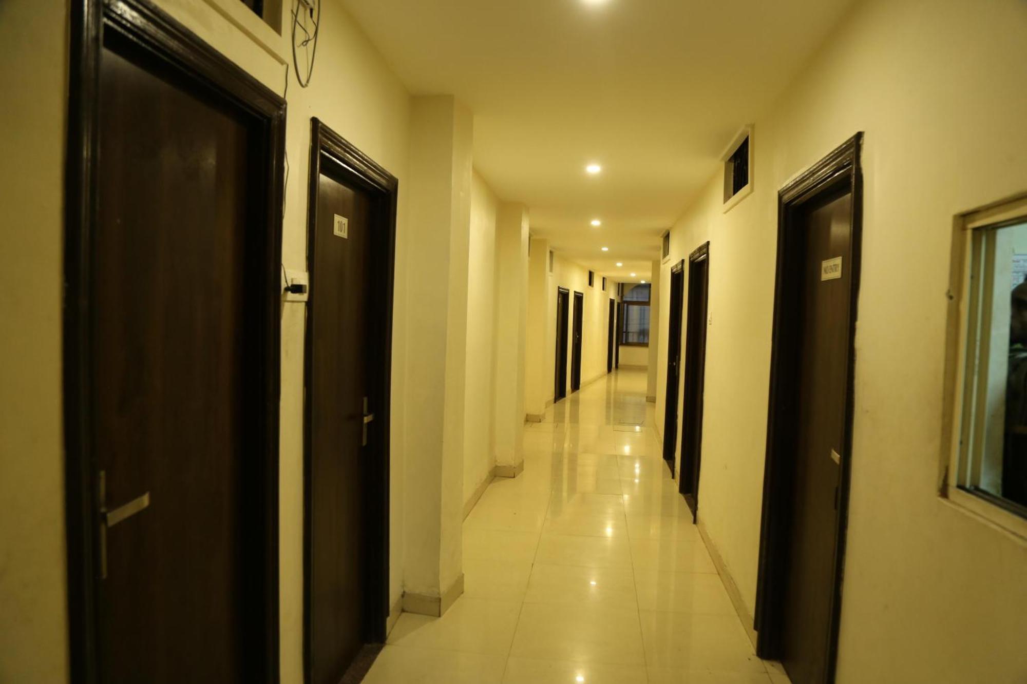 Hotel Krishna Palace أُودايبور المظهر الخارجي الصورة
