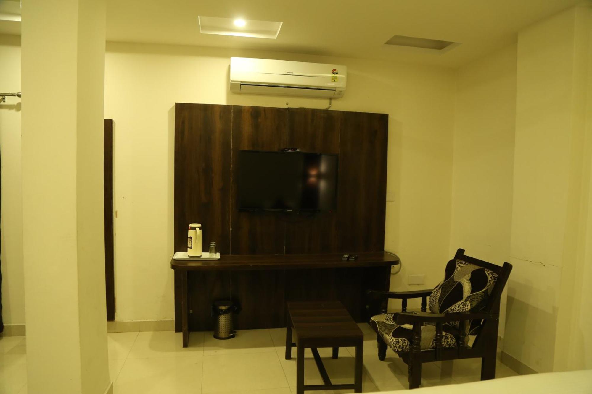 Hotel Krishna Palace أُودايبور المظهر الخارجي الصورة