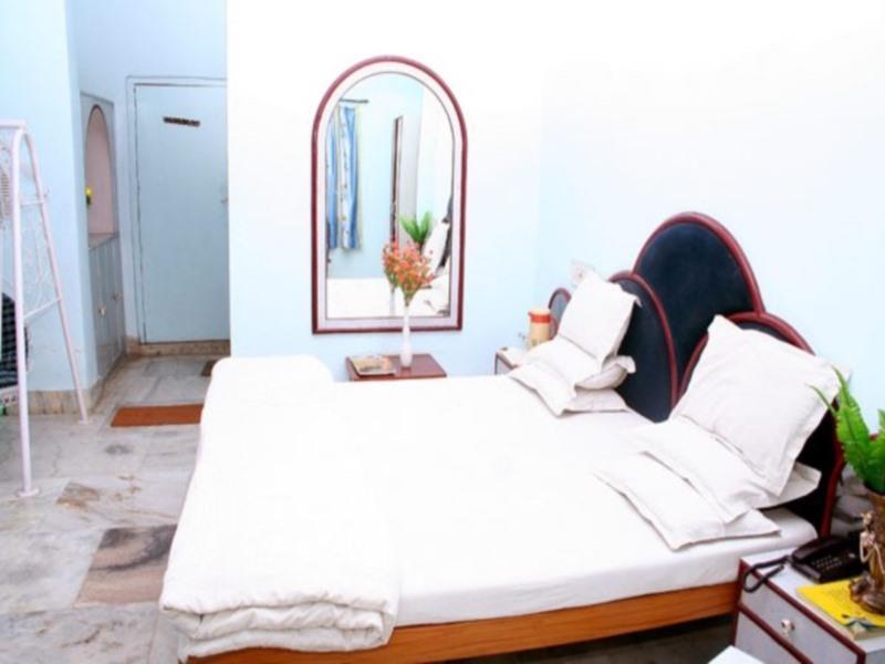 Hotel Krishna Palace أُودايبور المظهر الخارجي الصورة
