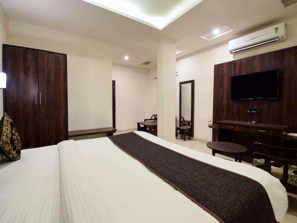 Hotel Krishna Palace أُودايبور المظهر الخارجي الصورة